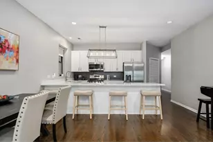 1751 W Division St, Chicago, IL 60622 - Photo 10
