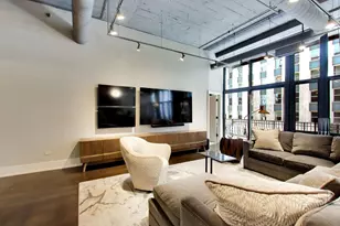 333 W Hubbard St, Chicago, IL 60654 - Photo 12