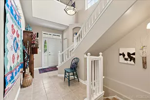 253 Larsdotter Ln, Geneva, IL 60134 - Photo 2