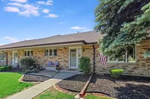 7324 W 152nd St, Orland Park, IL 60462 - Photo 1