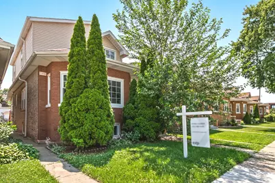 5529 W Cornelia Avenue, Chicago, IL 60641 - Photo 2