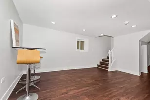 5529 W Cornelia Ave, Chicago, IL 60641 - Photo 26