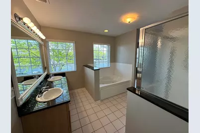 1282 Walnut Glen Drive, Crystal Lake, IL 60014 - Photo 18