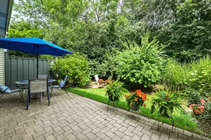 2320 Chasewood Dr, Downers Grove, IL 60515 - Photo 22