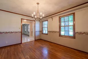 23 Elizabeth Cir, Freeport, IL 61032 - Photo 8