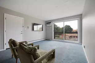 108 Boardwalk St, Elk Grove Village, IL 60007 - Photo 4