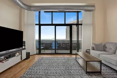 1645 W Ogden Avenue #718, Chicago, IL 60612 - Photo 4