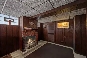11022 S State Line Rd, Chicago, IL 60617 - Photo 30