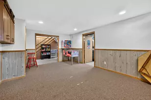 975 W Pine Ave, Roselle, IL 60172 - Photo 42