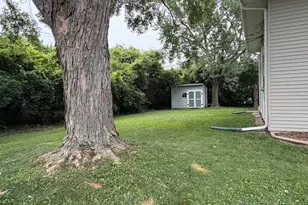 5S481 Glenoban Dr, Naperville, IL 60563 - Photo 10