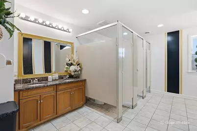 5844 N Milwaukee Avenue, Chicago, IL 60646 - Photo 10