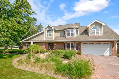 389 W Evergreen Lane, Elmhurst, IL 60126 - Photo 1