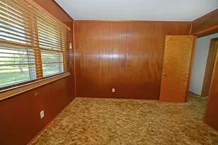 1104 N 29th Rd, Utica, IL 61373 - Photo 8