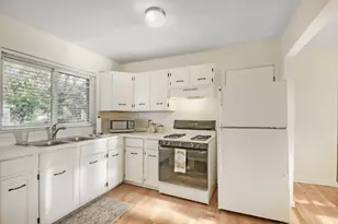 2045 119th Pl, Blue Island, IL 60406 - Photo 8