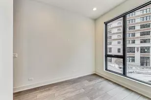 847 N Larrabee St, Chicago, IL 60610 - Photo 12