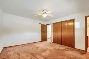 10300 S Central Park Ave, Chicago, IL 60655 - Photo 16
