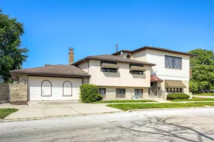 10300 S Central Park Ave, Chicago, IL 60655 - Photo 4