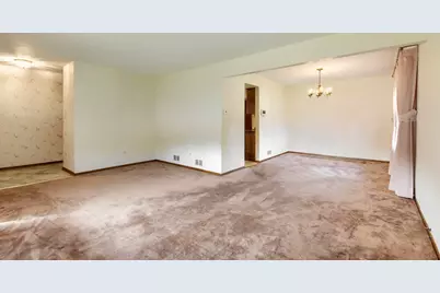 10300 S Central Park Avenue, Chicago, IL 60655 - Photo 8