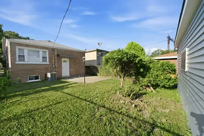 657 E 100th Place, Chicago, IL 60628 - Photo 28