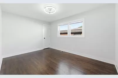 657 E 100th Place, Chicago, IL 60628 - Photo 14
