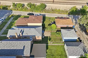 657 E 100th Pl, Chicago, IL 60628 - Photo 32
