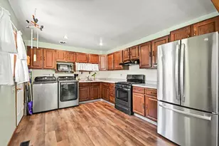 510 Best Ave, Dekalb, IL 60115 - Photo 6