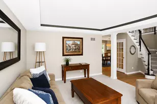 2198 Sutton Dr, South Elgin, IL 60177 - Photo 6