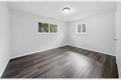 17922 Oakwood Avenue, Lansing, IL 60438 - Photo 14