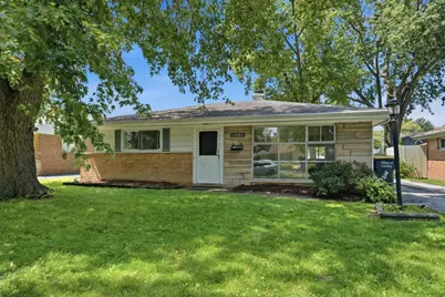 17922 Oakwood Avenue, Lansing, IL 60438 - Photo 1