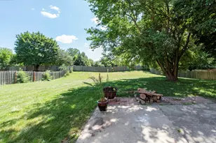 364 Churchill Ln, Gurnee, IL 60031 - Photo 20