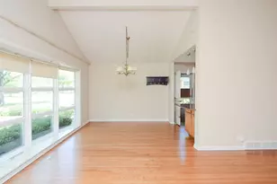 8117 Central Ave, Morton Grove, IL 60053 - Photo 4
