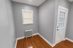 1527 Brookside Ave, Waukegan, IL 60085 - Photo 4