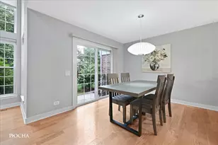 708 Citadel Dr, Westmont, IL 60559 - Photo 16