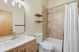 2723 N Clark St, Chicago, IL 60614 - Photo 8