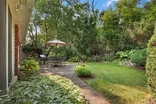 1426 Woodhill Dr, Northbrook, IL 60062 - Photo 30