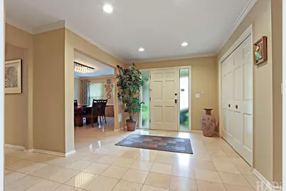 1426 Woodhill Drive, Northbrook, IL 60062 - Photo 2
