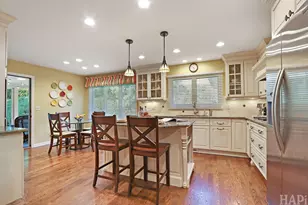 1426 Woodhill Dr, Northbrook, IL 60062 - Photo 8