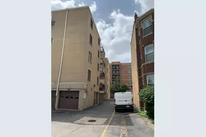 900 S River Road #4A, Des Plaines, IL 60016 - Photo 4