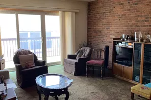 900 S River Rd, Des Plaines, IL 60016 - Photo 8