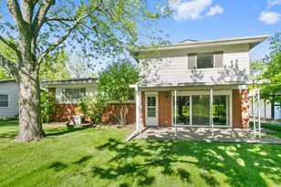 22547 Mission Dr, Richton Park, IL 60471 - Photo 12