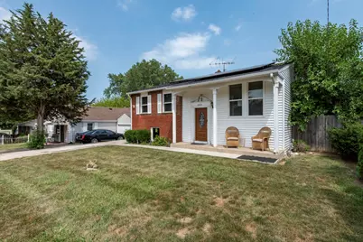 2021 Honore Avenue, North Chicago, IL 60064 - Photo 2