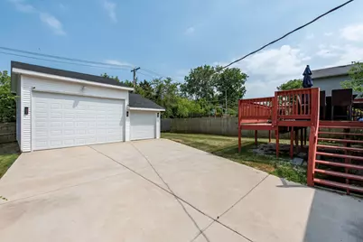 2021 Honore Avenue, North Chicago, IL 60064 - Photo 18