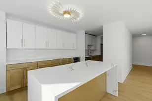 1700 E 56th St, Chicago, IL 60637 - Photo 8