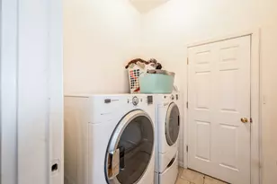 3549 S King Dr, Chicago, IL 60653 - Photo 6