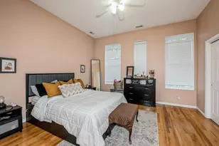 3549 S King Dr, Chicago, IL 60653 - Photo 10