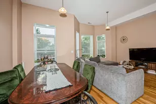 3549 S King Dr, Chicago, IL 60653 - Photo 2
