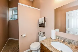 3549 S King Dr, Chicago, IL 60653 - Photo 8