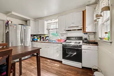 406 Bent Street, Elgin, IL 60120 - Photo 8