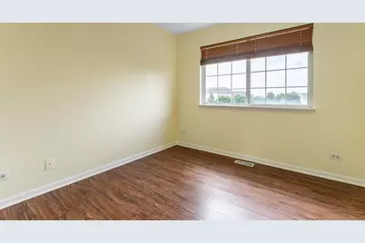 1682 Dogwood Lane, Hanover Park, IL 60133 - Photo 14