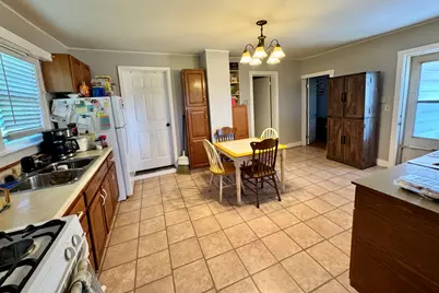 618 E Saint Paul Street, Spring Valley, IL 61362 - Photo 10